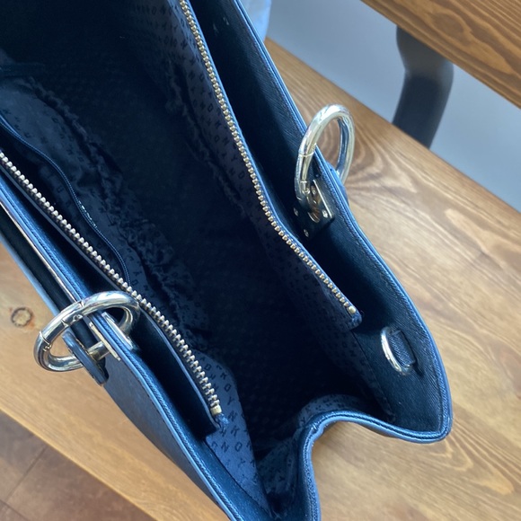 DKNY purse - Picture 3 of 5